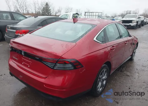 2024 Honda Accord Ex z USA, uszkodzony, nr VIN 1HGCY1F35RA092342